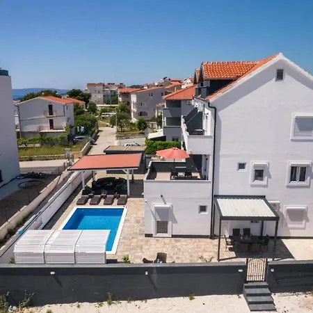 In Okrug Gornji With Sea View, Balcony, Air Conditioning, Wifi 5134-6 * Trogir