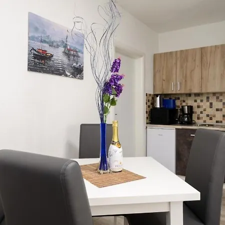 Apartment In Okrug Gornji With Sea View, Balcony, Air Conditioning, Wifi 5134-6 Trogir