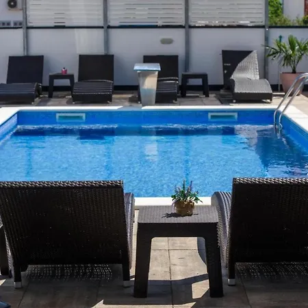 In Okrug Gornji With Sea View, Balcony, Air Conditioning, Wifi 5134-6