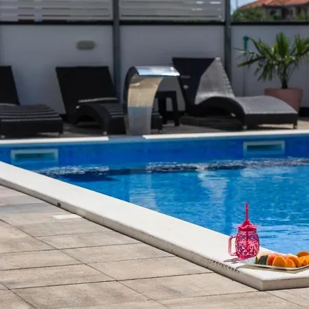 In Okrug Gornji With Sea View, Balcony, Air Conditioning, Wifi 5134-6 Trogir