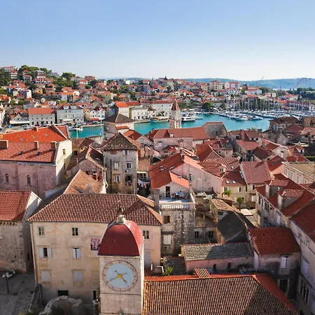 In Okrug Gornji With Sea View, Balcony, Air Conditioning, Wifi 5134-6 Apartamento Trogir