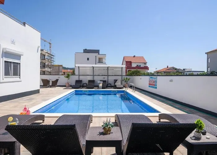Apartamento In Okrug Gornji With Sea View, Balcony, Air Conditioning, Wifi 5134-6