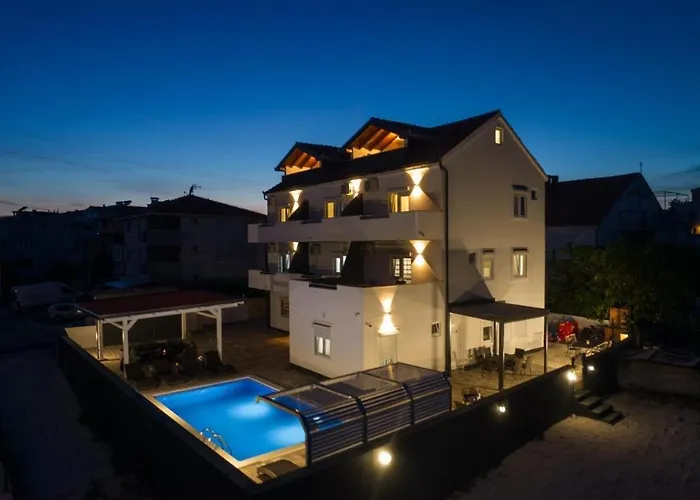 In Okrug Gornji With Sea View, Balcony, Air Conditioning, Wifi 5134-6 Apartamento *