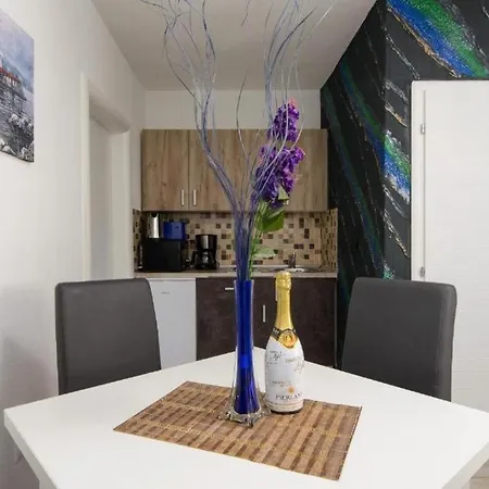 In Okrug Gornji With Sea View, Balcony, Air Conditioning, Wifi 5134-6 *