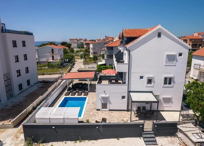 In Okrug Gornji With Sea View, Balcony, Air Conditioning, Wifi 5134-6 * Trogir