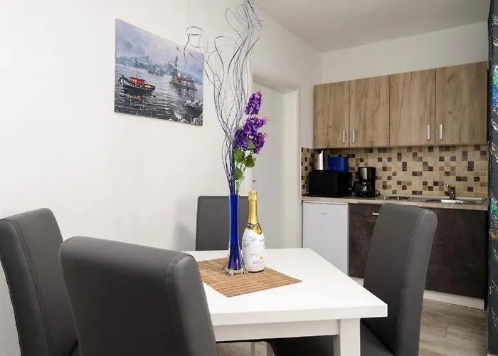 Lägenhet In Okrug Gornji With Sea View, Balcony, Air Conditioning, Wifi 5134-6 Trogir