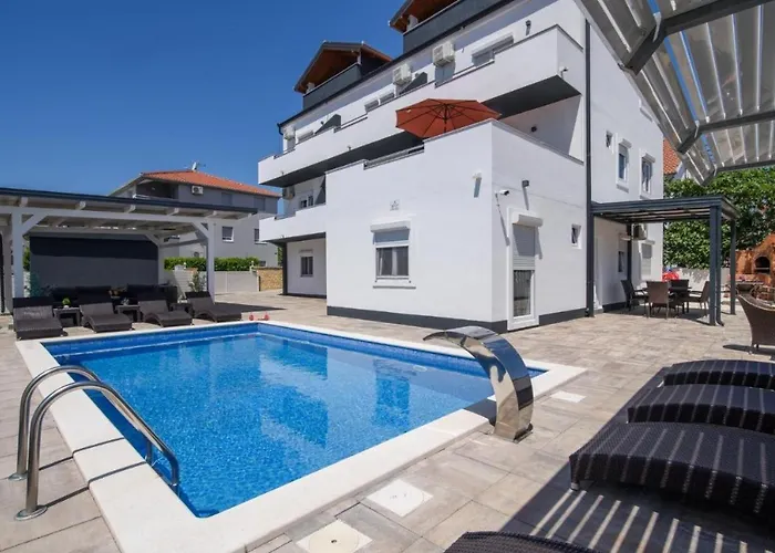 Lägenhet In Okrug Gornji With Sea View, Balcony, Air Conditioning, Wifi 5134-6 *